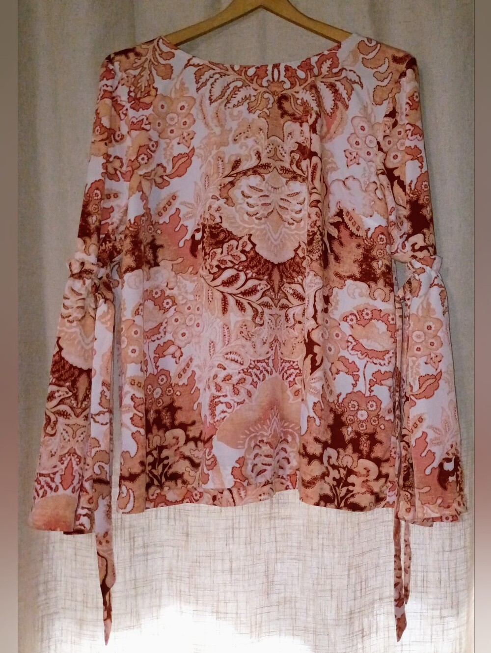 LC Lauren Conrad Peach & Cream Paisley Blouse With Tie Sleeves